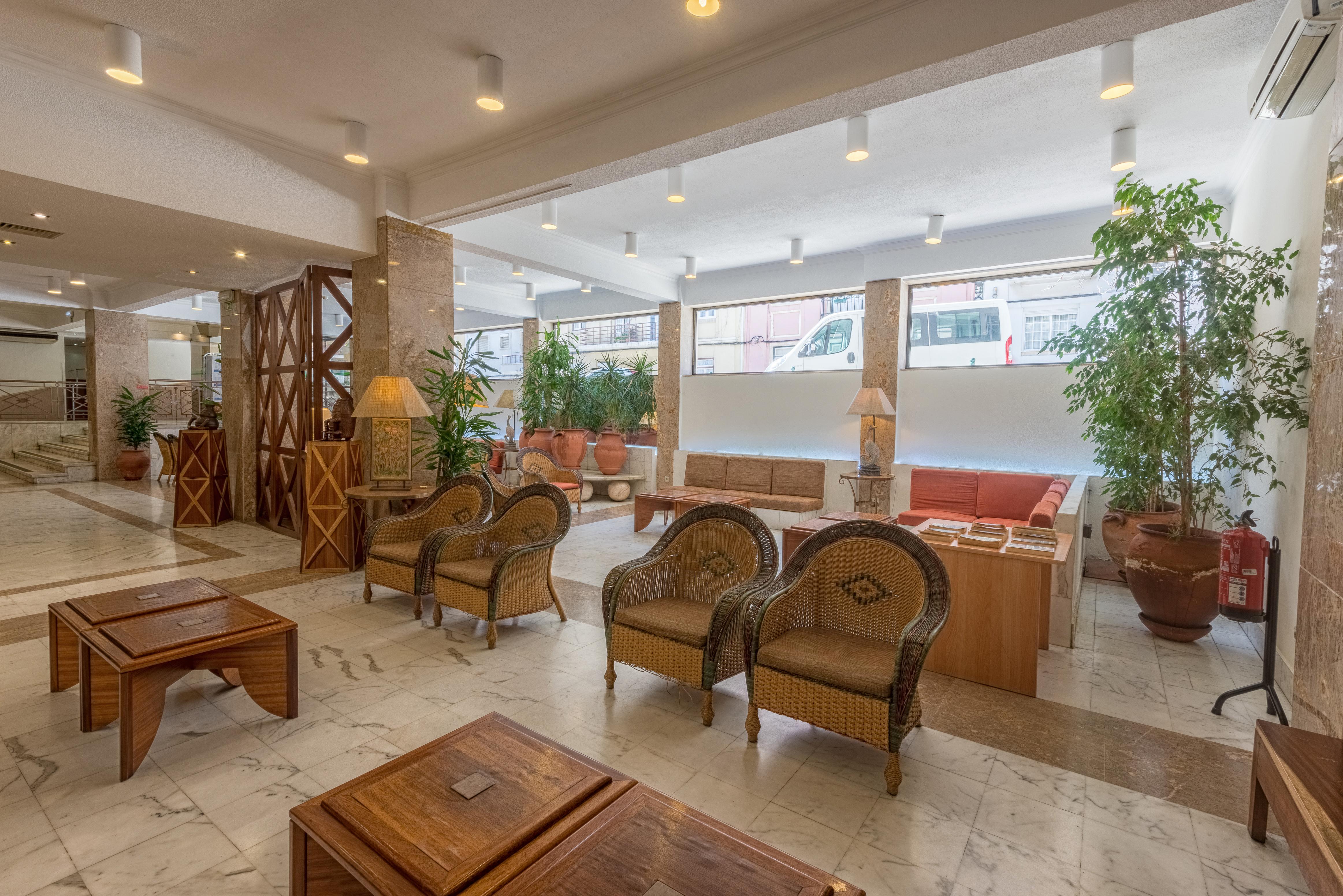 Holiday Inn Express & Suites Lisbon - Principe Real By Ihg Buitenkant foto
