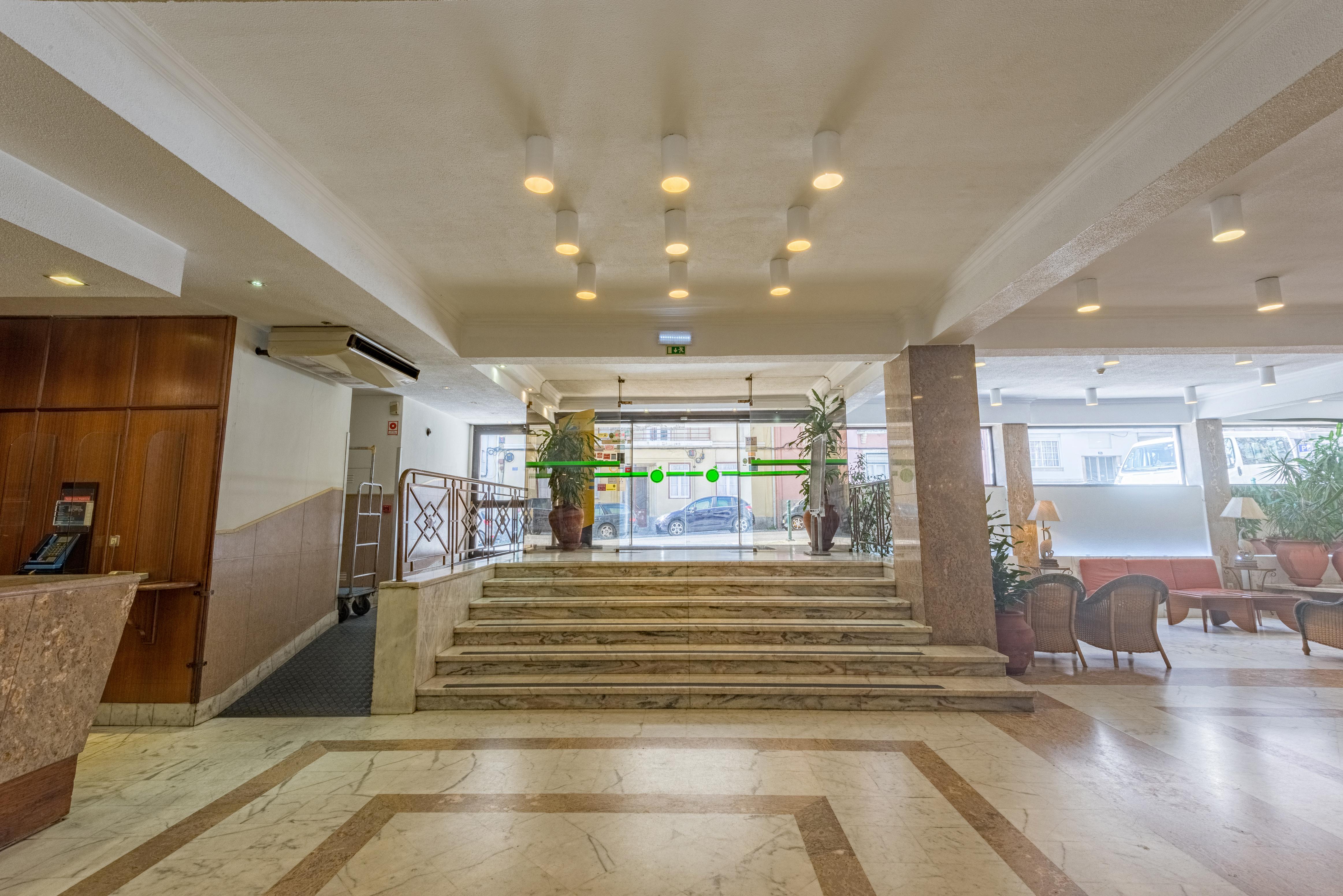 Holiday Inn Express & Suites Lisbon - Principe Real By Ihg Buitenkant foto