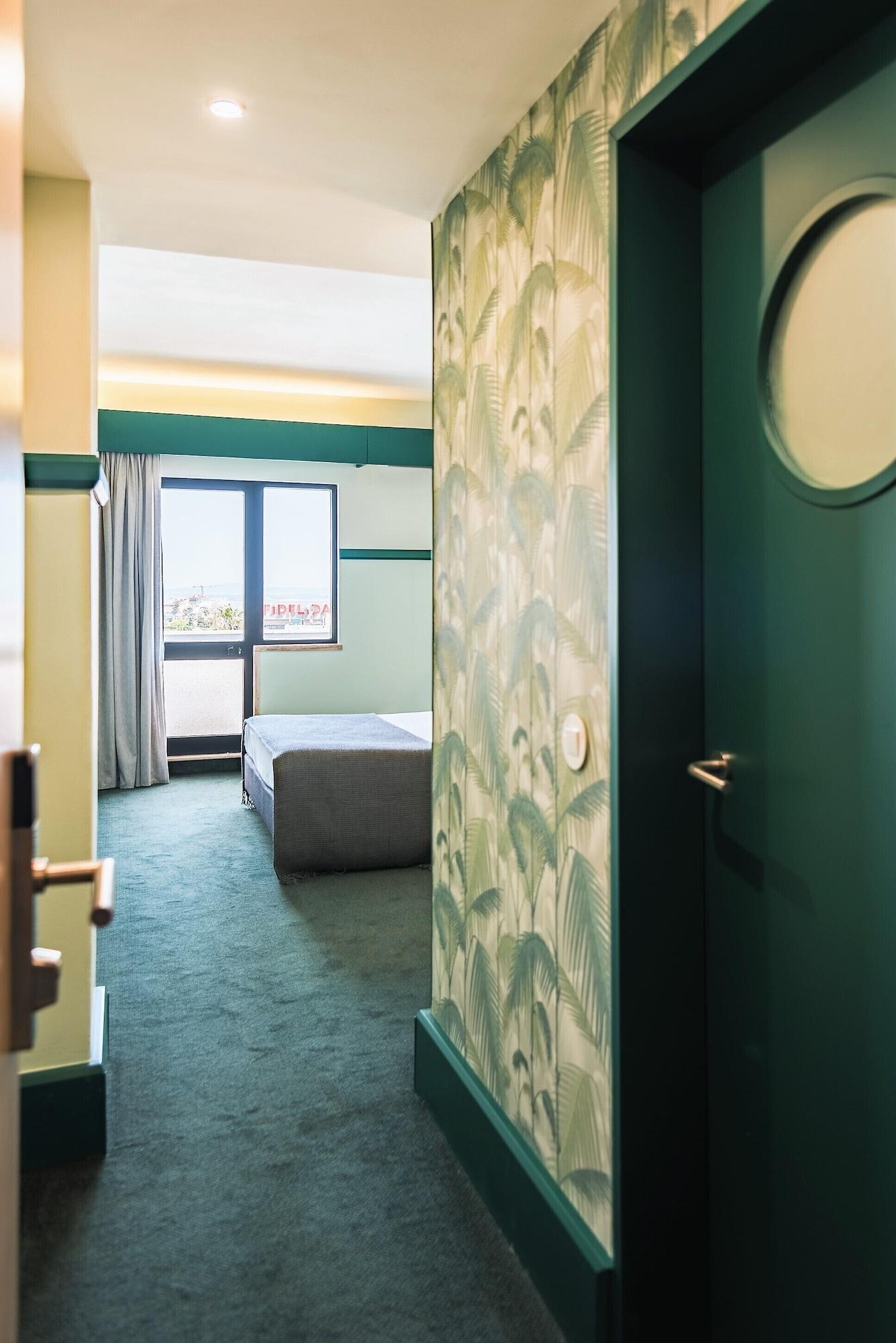 Holiday Inn Express & Suites Lisbon - Principe Real By Ihg Buitenkant foto