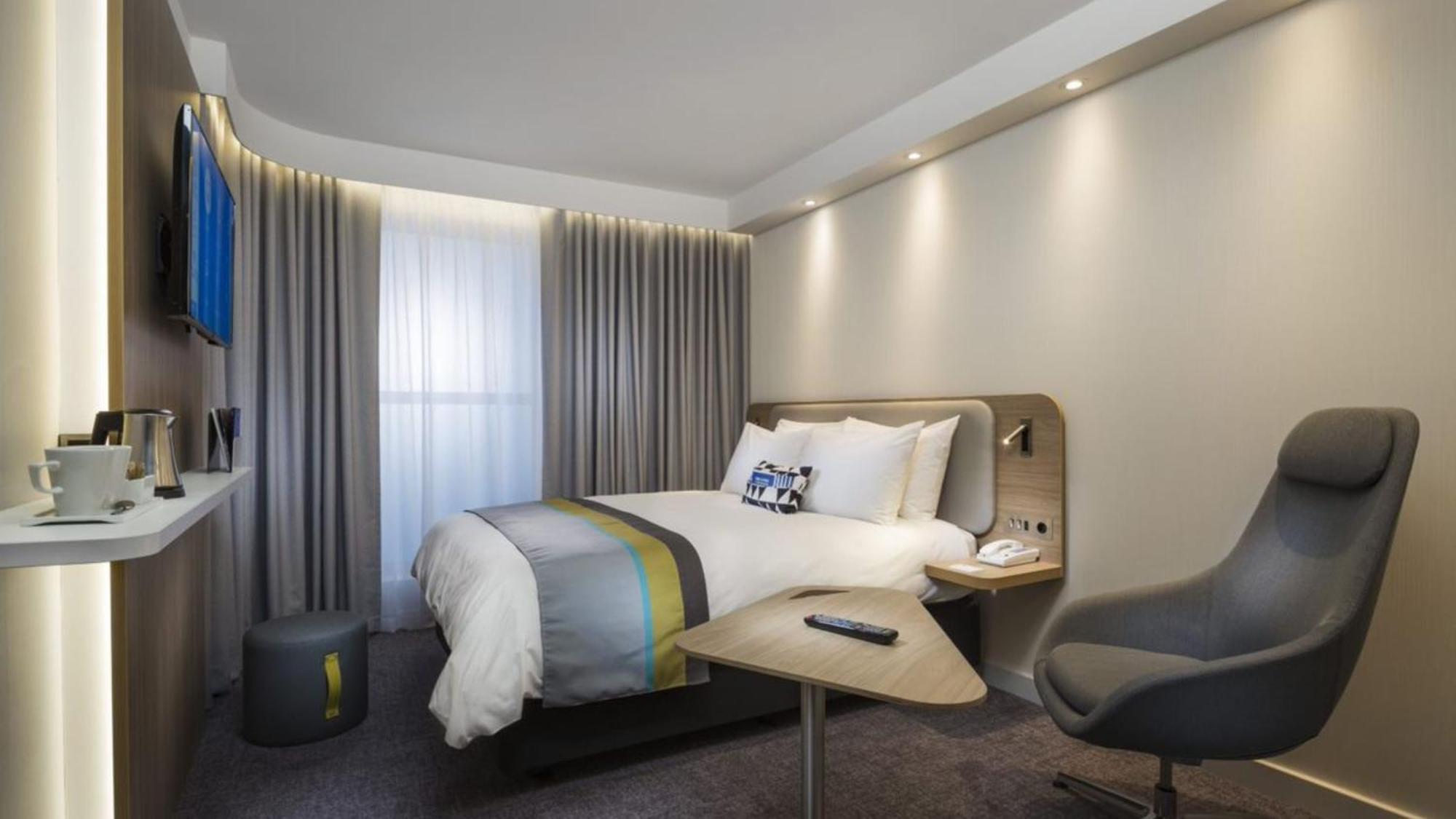 Holiday Inn Express & Suites Lisbon - Principe Real By Ihg Buitenkant foto