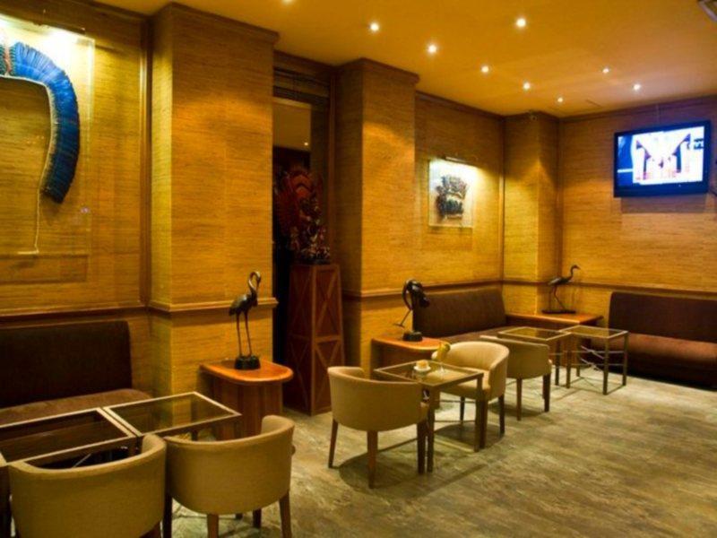 Holiday Inn Express & Suites Lisbon - Principe Real By Ihg Interieur foto